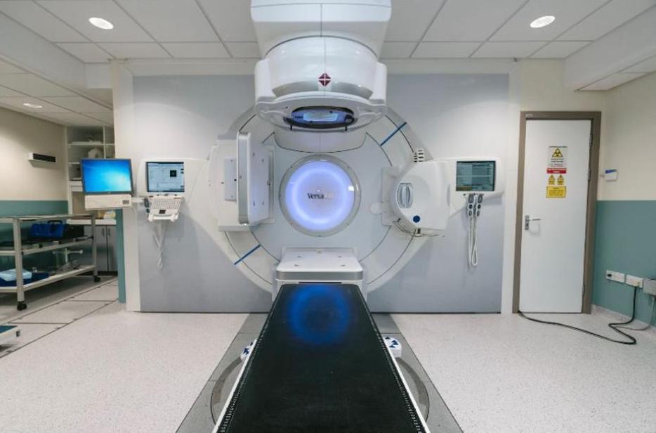 linear accelerator for Breast cancer radiotherapy